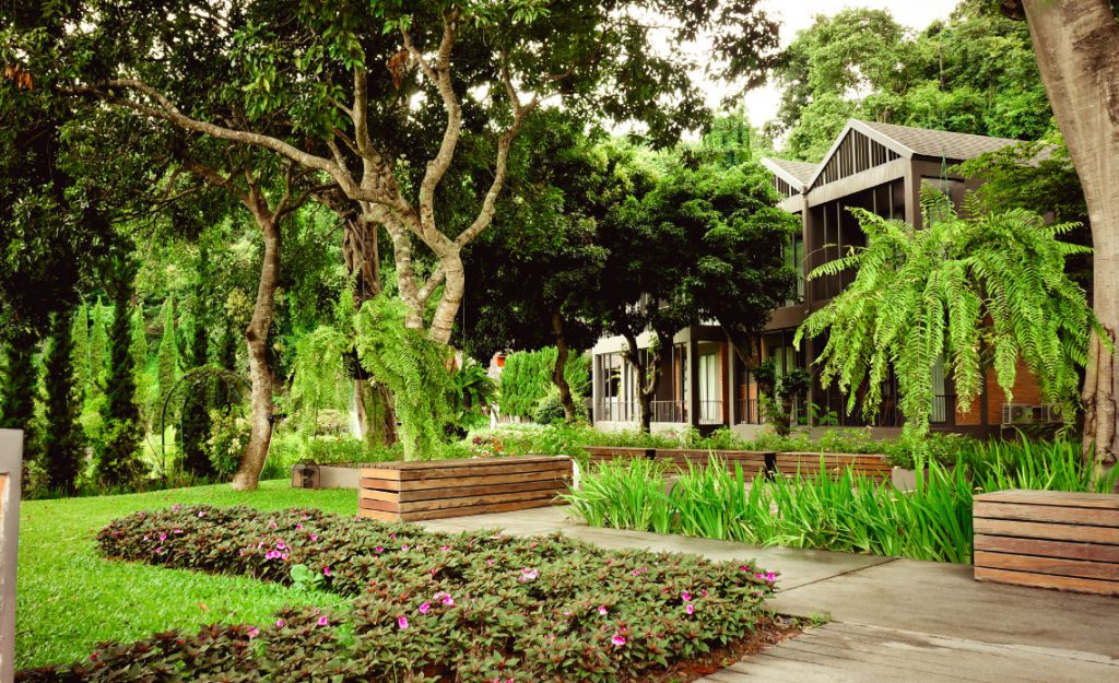 จัดสวนหน้าบ้าน เรียกทรัพย์
