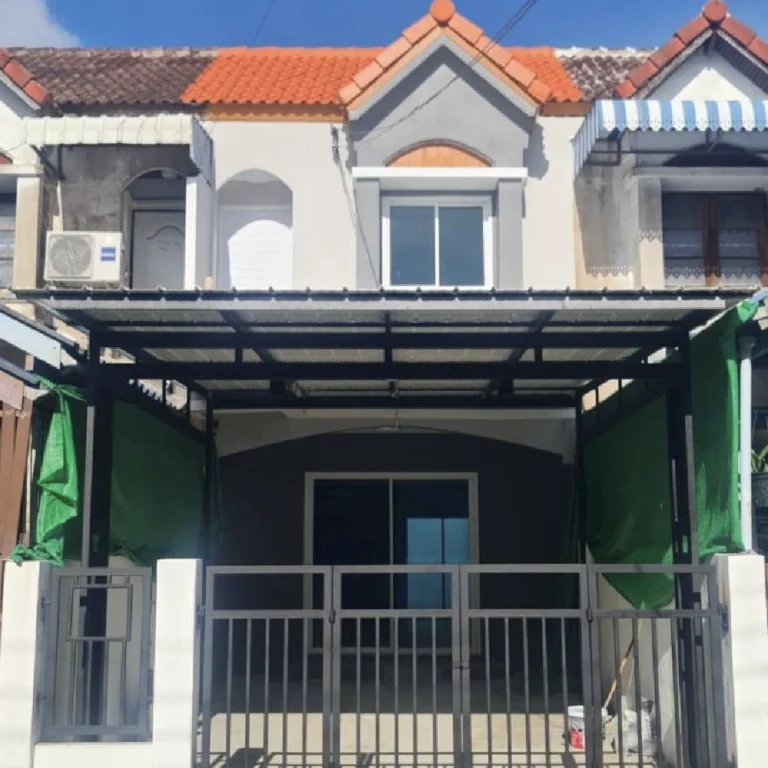 ทาวน์เฮาส์ 2 ชั้น หมู่บ้านนครทอง